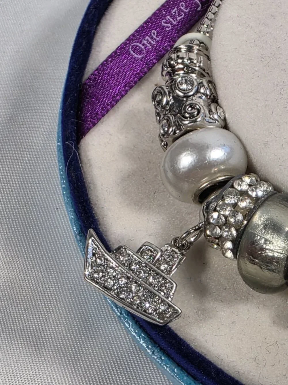 Bella Perlina Silver-Tone Charm Bracelet White Pearl Beads Crystal Accents NEW